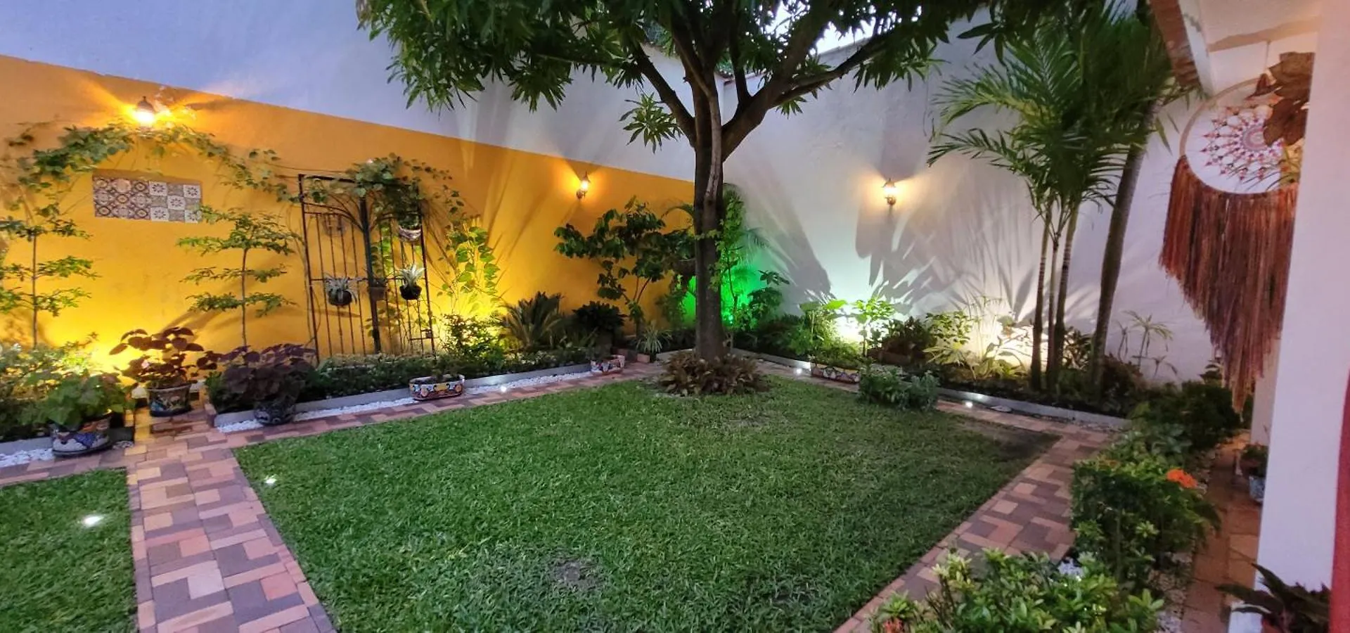 Casa Blanca Maria Barranquilla - Authentic Republican House
